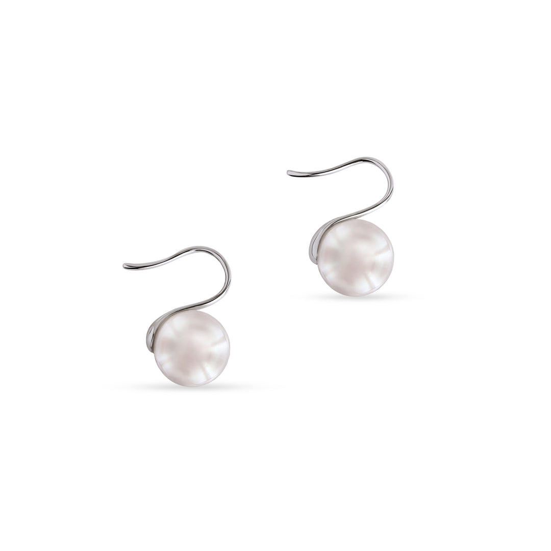 18K white gold Akoya saltwater pearl drop earrings with a modern curved hook design. Elegant pearl earrings by Ocean Bleu Fine Jewellery Singapore